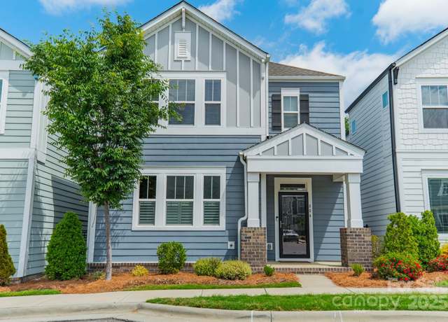 Property at 804 Lyndon Station Dr, Pineville, NC 28134, 3 beds, 2.5 baths