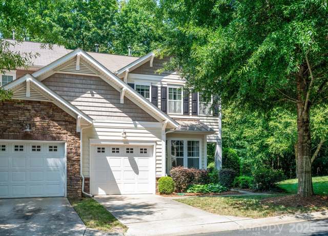 Property at 2545 Chasewater Dr, Fort Mill, SC 29707, 3 beds, 2.5 baths