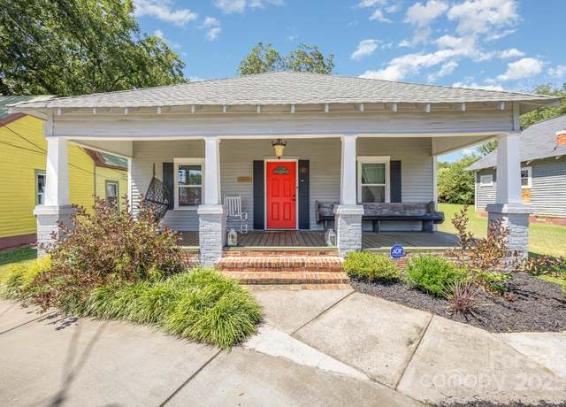 Property at 820 Hargrave St, Lexington, NC 27292, 3 beds, 2 baths