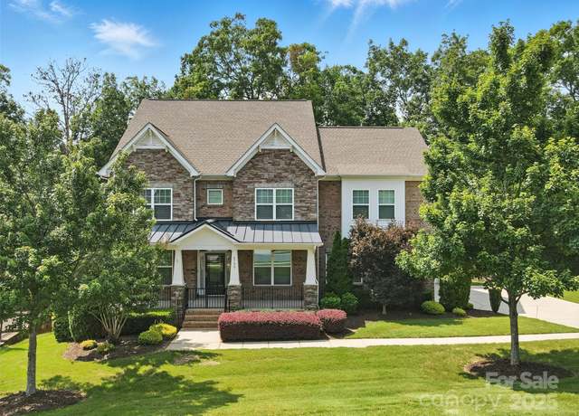 Property at 4708 Pearmain Dr, Waxhaw, NC 28173, 5 beds, 5 baths
