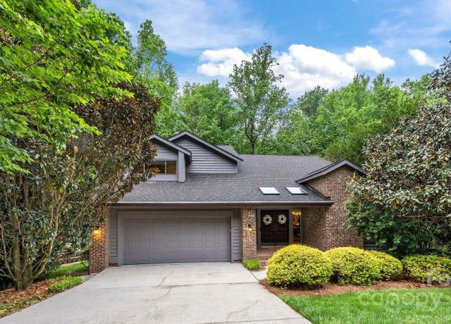 Property at 9310 Hunting Ct, Matthews, NC 28105, 4 beds, 2.5 baths