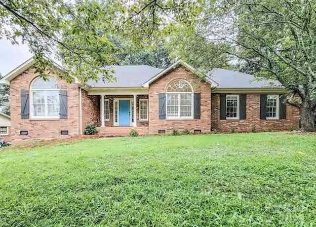 Property at 6231 Kentwood Dr, Kannapolis, NC 28081, 3 beds, 2 baths