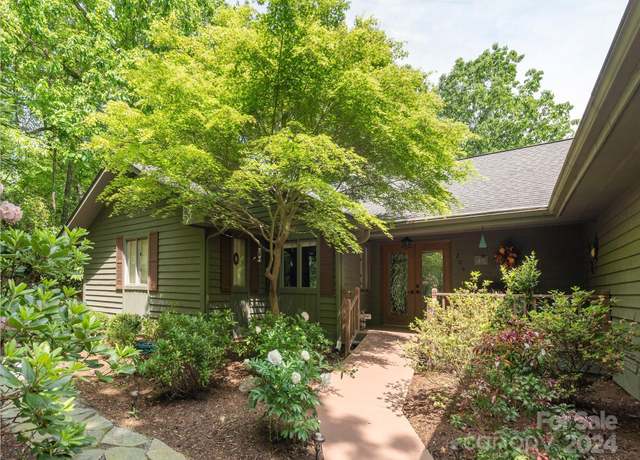 Property at 204 Greenleaf Dr, Flat Rock, NC 28731, 3 beds, 4 baths