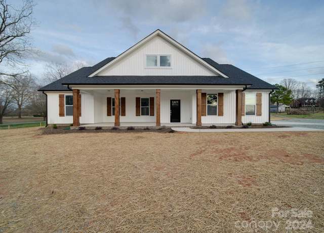 Property at 4020 Landsford Rd, Marshville, NC 28103, 3 beds, 2 baths