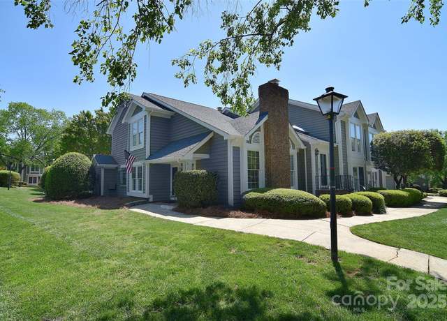 Property at 8257 Legare Ct, Charlotte, NC 28210, 2 beds, 2.5 baths