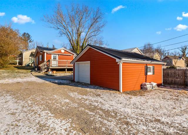 Property at 60 Shiloh Rd, Asheville, NC 28803, 2 beds, 1 bath
