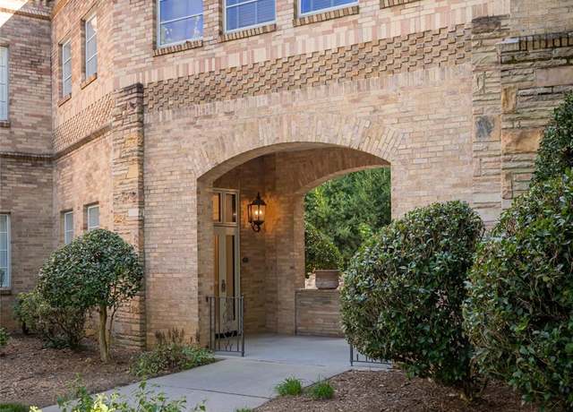 Property at 6 Village Ln Unit B102, Asheville, NC 28803, 2 beds, 2.5 baths