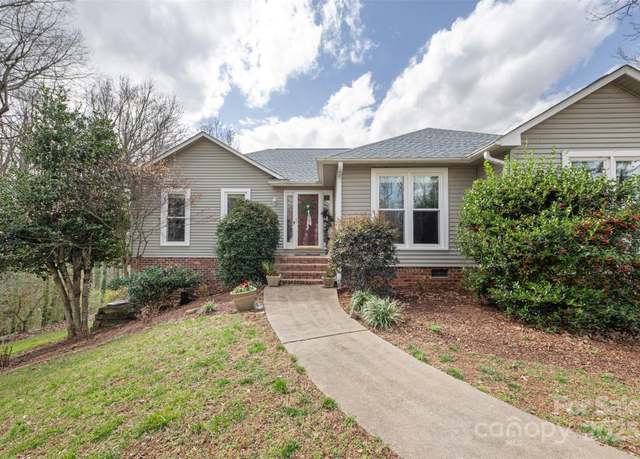 Property at 124 Muirfield Dr, Kings Mountain, NC 28086, 4 beds, 2 baths
