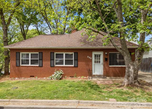 Property at 330 Clover St, Mooresville, NC 28115, 3 beds, 1 bath