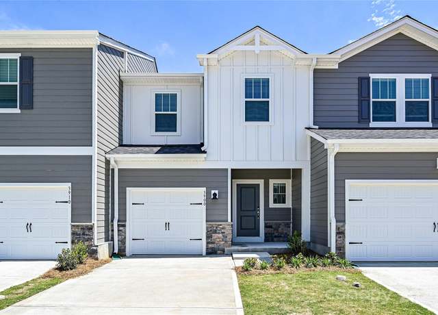 Property at 6110 Starview Ter, Charlotte, NC 28216, 3 beds, 2.5 baths