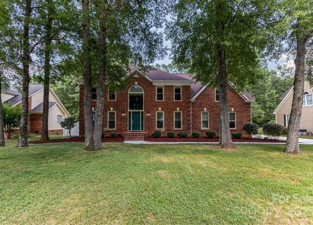 Property at 3313 Blue Jay Pass, Fort Mill, SC 29708, 4 beds, 2.5 baths