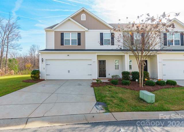 Property at 8127 Paw Club Dr, Charlotte, NC 28214, 4 beds, 2.5 baths
