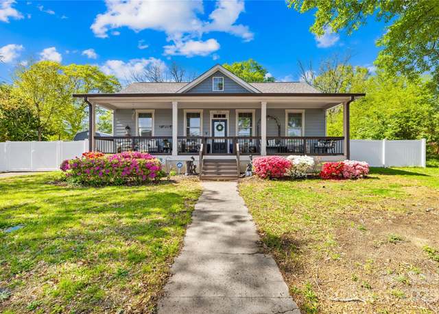 Property at 911 Earl St, Shelby, NC 28150, 3 beds, 2 baths