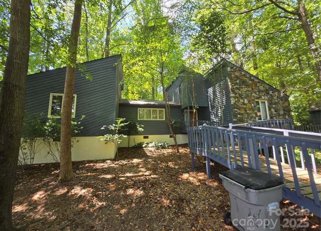 Property at 2800 Patio Ln, Gastonia, NC 28056, 3 beds, 2 baths