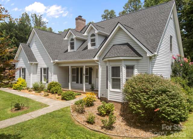 Property at 6 Springfield Way, Arden, NC 28704, 3 beds, 2.5 baths