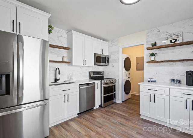 Property at 232 Avery St, Fort Mill, SC 29715, 2 beds, 1 bath