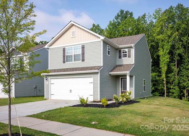 Property at 1565 Nia Rd, Charlotte, NC 28215, 3 beds, 2.5 baths