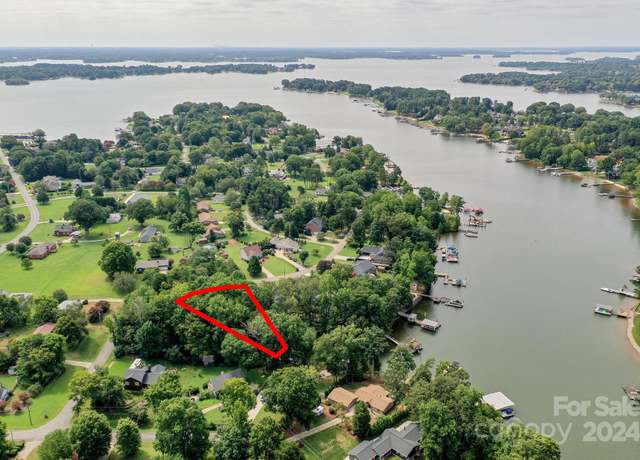 Property at 122 Southwood Park Rd, Mooresville, NC 28117