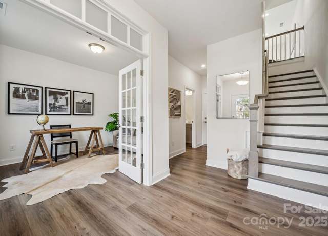 Property at 4148 Alexander View Dr, Charlotte, NC 28226, 4 beds, 3.5 baths