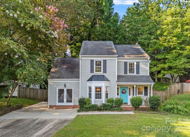 Property at 1101 Well Spring Dr, Charlotte, NC 28262, 3 beds, 2.5 baths