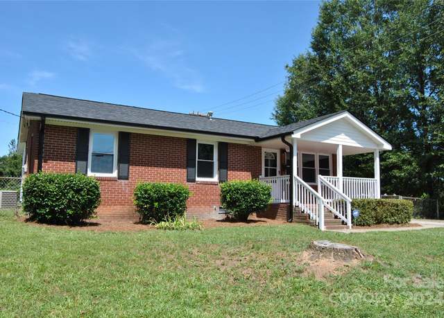 Property at 500 Doffin Ln, Gastonia, NC 28052, 3 beds, 2 baths