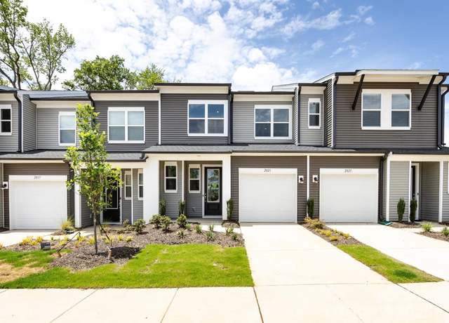 Property at 2021 Endeavor Run, Charlotte, NC 28269, 2 beds, 2.5 baths