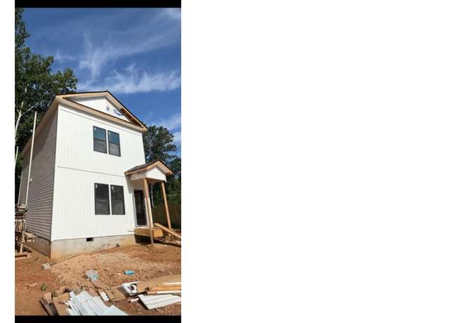 Property at 1000 Castlewood Dr, Shelby, NC 28150, 2 beds, 2.5 baths
