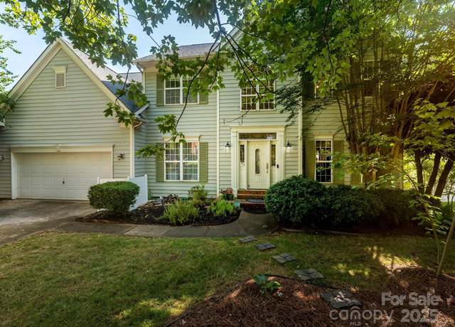 Property at 6311 Red Maple Dr, Charlotte, NC 28277, 5 beds, 4.5 baths