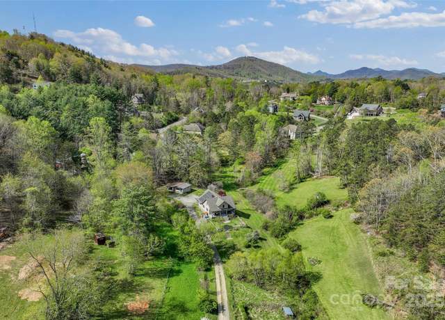 Property at 33 Mezzo Cv, Asheville, NC 28804, 4 beds, 3 baths
