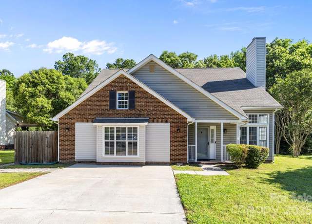 Property at 13914 Loch Loyal Dr, Charlotte, NC 28273, 3 beds, 2.5 baths