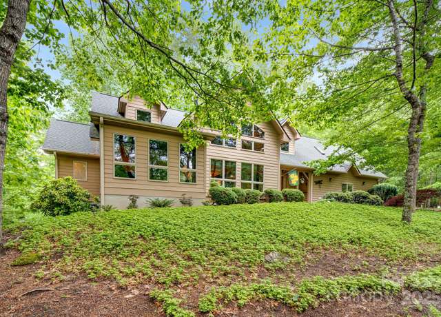 Property at 5584 Spring Rd, Hendersonville, NC 28739, 3 beds, 3.5 baths