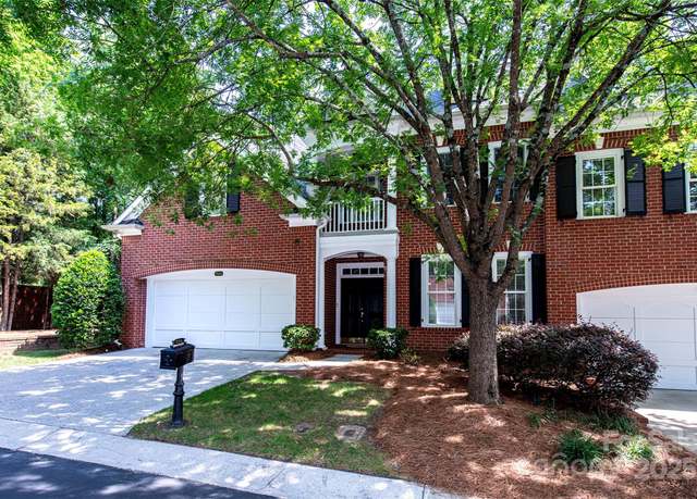 Property at 7554 Bluestar Ln, Charlotte, NC 28226, 3 beds, 2.5 baths