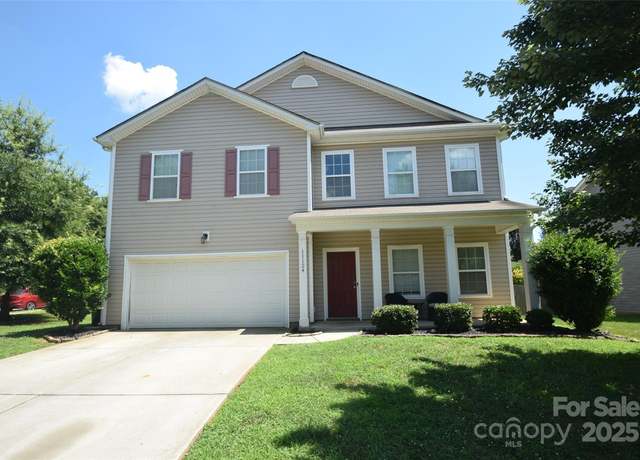 Property at 11124 Pond Valley Ct, Charlotte, NC 28269, 5 beds, 4 baths