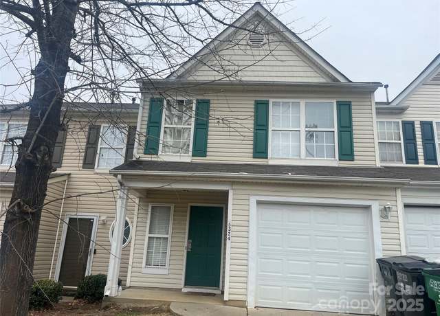 Property at 5334 Esther Ln, Charlotte, NC 28214, 3 beds, 2.5 baths