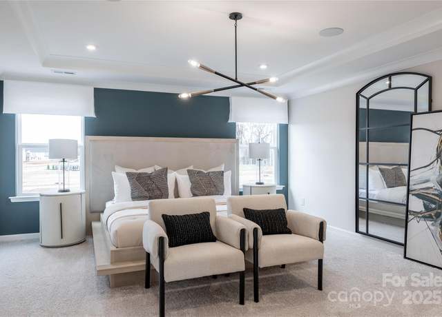 Property at 6000 Chumbley Point Rd #78, Charlotte, NC 28215, 5 beds, 3 baths