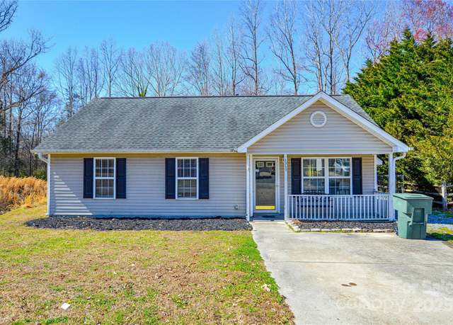 Property at 3345 Hunting Wood Ct, Gastonia, NC 28052, 3 beds, 2 baths