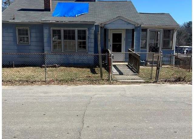 Property at 28 W Laurel Loop Dr W, Asheville, NC 28806, 2 beds, 1 bath