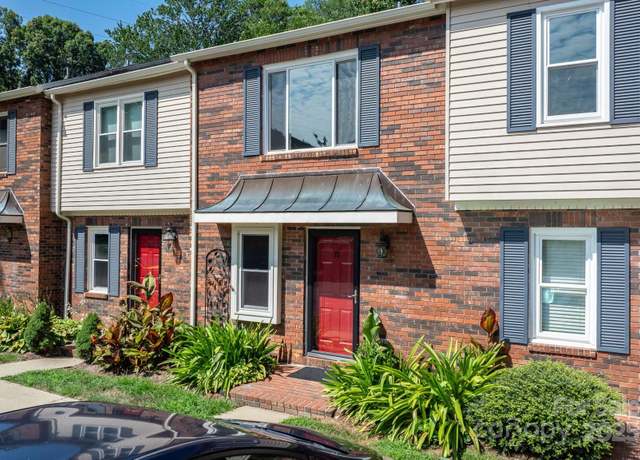 Property at 2705 N Center St #78, Hickory, NC 28601, 3 beds, 2.5 baths