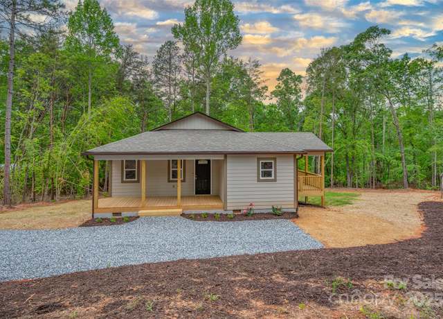 Property at 371 Amber Oaks Dr, Rutherfordton, NC 28139, 2 beds, 2 baths