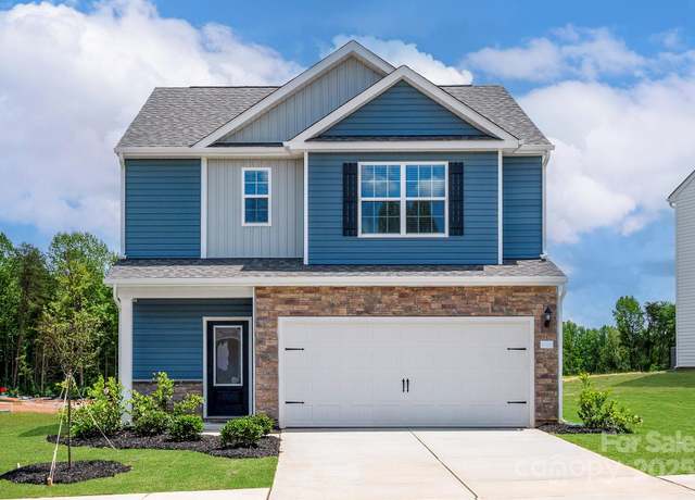 Property at 7008 Jerimoth Dr, Charlotte, NC 28215, 3 beds, 2.5 baths