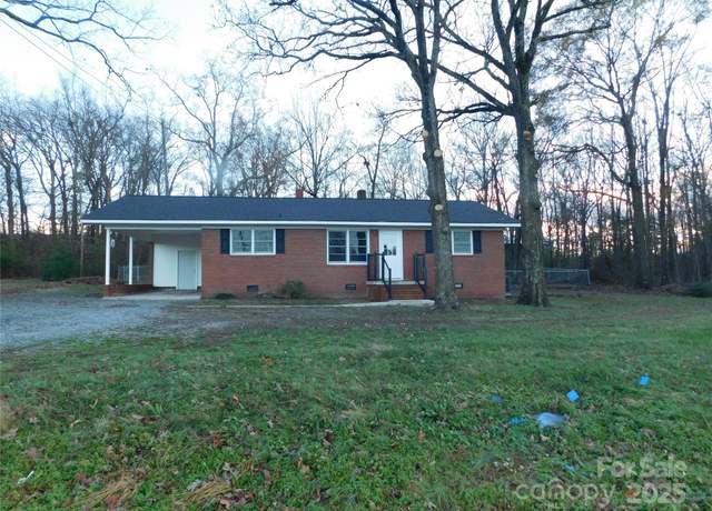 Property at 8600 E Highway 74 Hwy E, Marshville, NC 28103, 3 beds, 1 bath