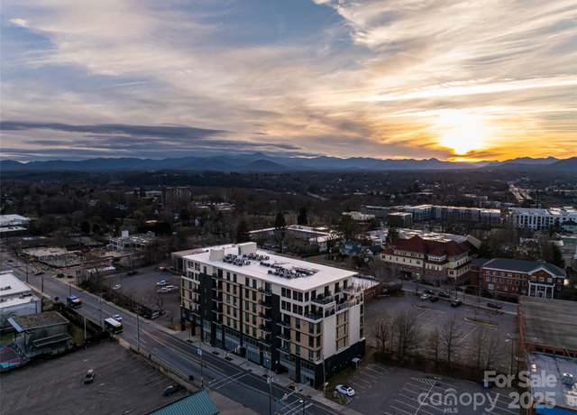Property at 45 Asheland Ave #302, Asheville, NC 28801, 1 bed, 1 bath