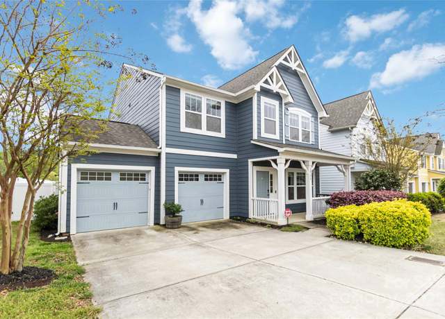 Property at 12706 Ballyliffin Dr, Pineville, NC 28134, 3 beds, 2.5 baths