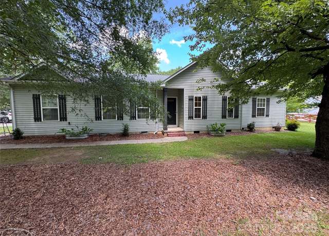 Property at 13221 Brandywine Ln, Midland, NC 28107, 2 beds, 2 baths