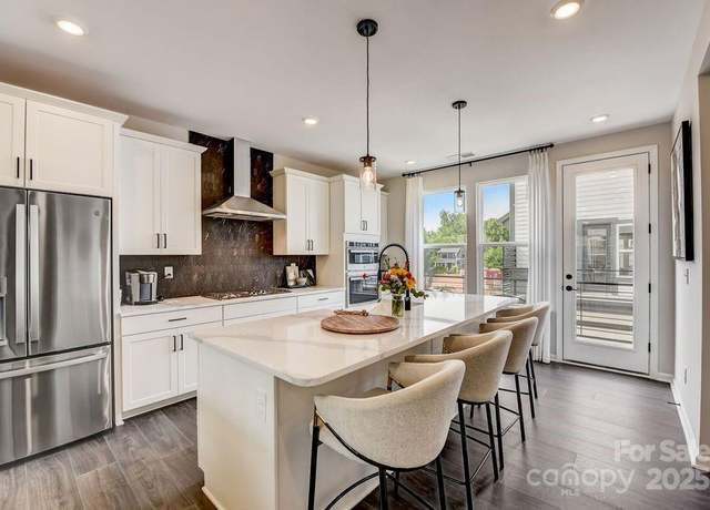 Property at 739 Hoke Ln, Davidson, NC 28036, 3 beds, 3.5 baths