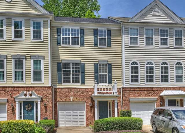 Property at 3014 Castleberry Ct, Charlotte, NC 28209, 3 beds, 3 baths