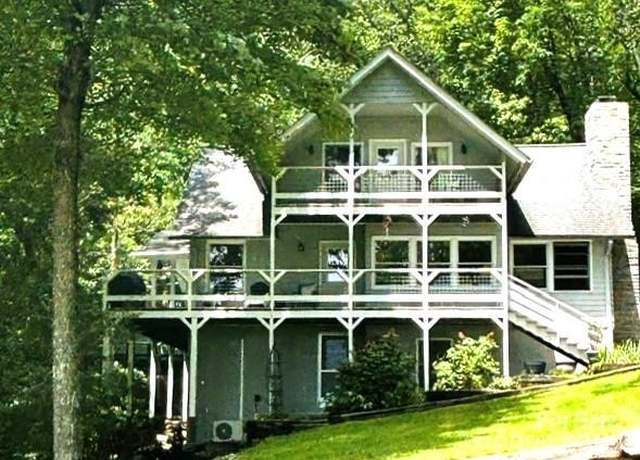 Property at 40 Blackberry Trl #6, Sapphire, NC 28774, 3 beds, 3 baths