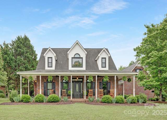 Property at 3300 Chancellor Ln, Monroe, NC 28110, 3 beds, 2.5 baths