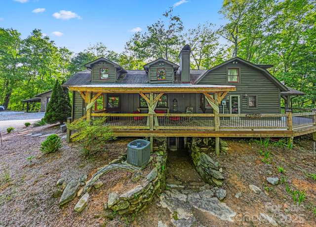 Property at 214 Hubert Mccall Rd, Balsam Grove, NC 28708, 2 beds, 1.5 baths