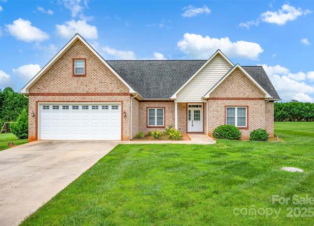 Property at 116 Postell Dr, Statesville, NC 28625, 2 baths